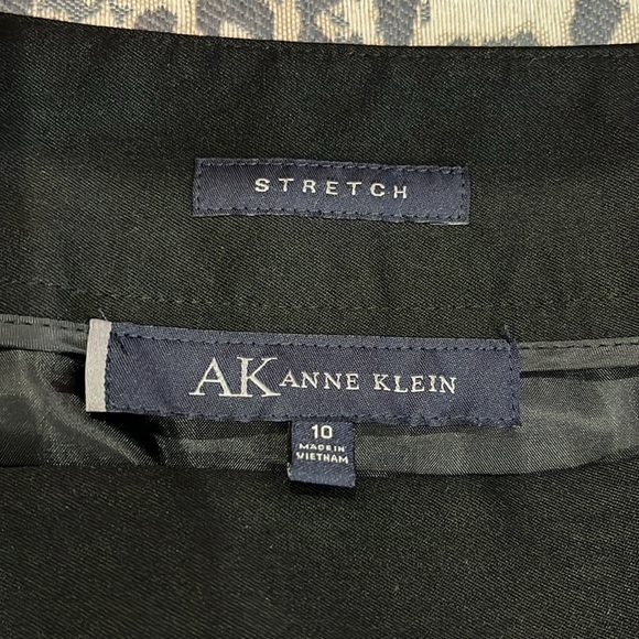 Anne Klein Black Pencil Skirt Size 10 Great Pre-Owned Condition - Picture 2 of 3